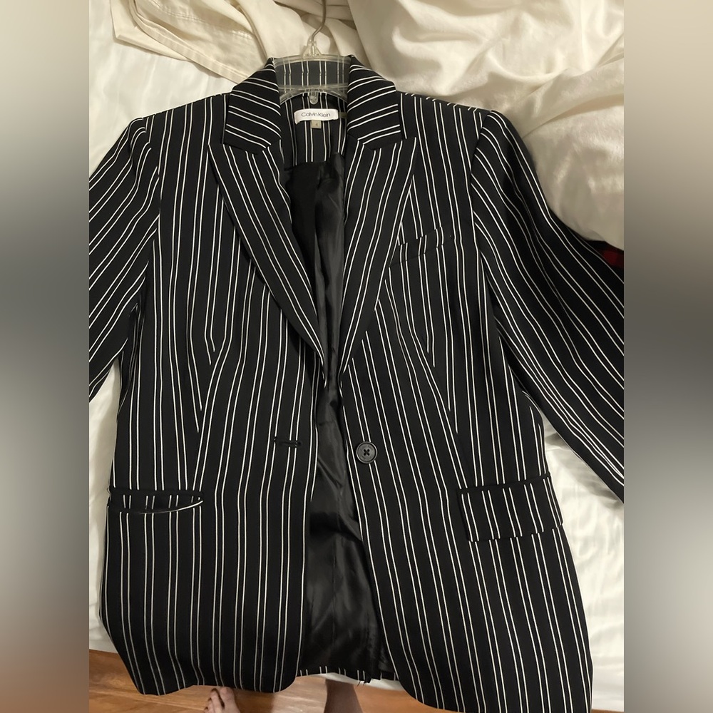 Calvin Klein black White Pants Suit Jacket Size 4